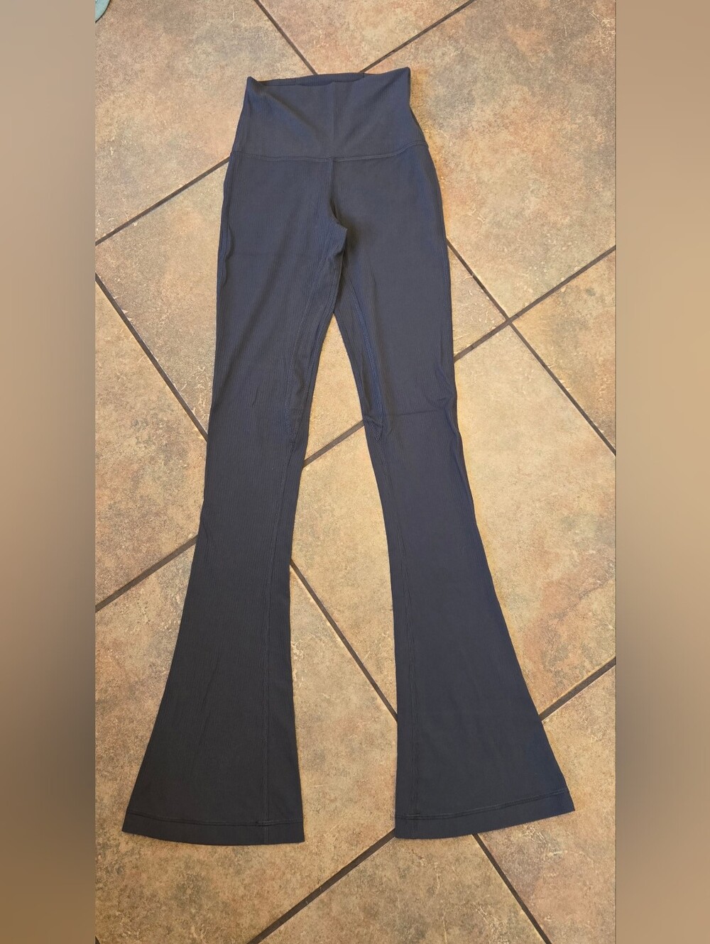Lululemon Align Ribbed Mini Flare Pants Size 0 Oil Grey